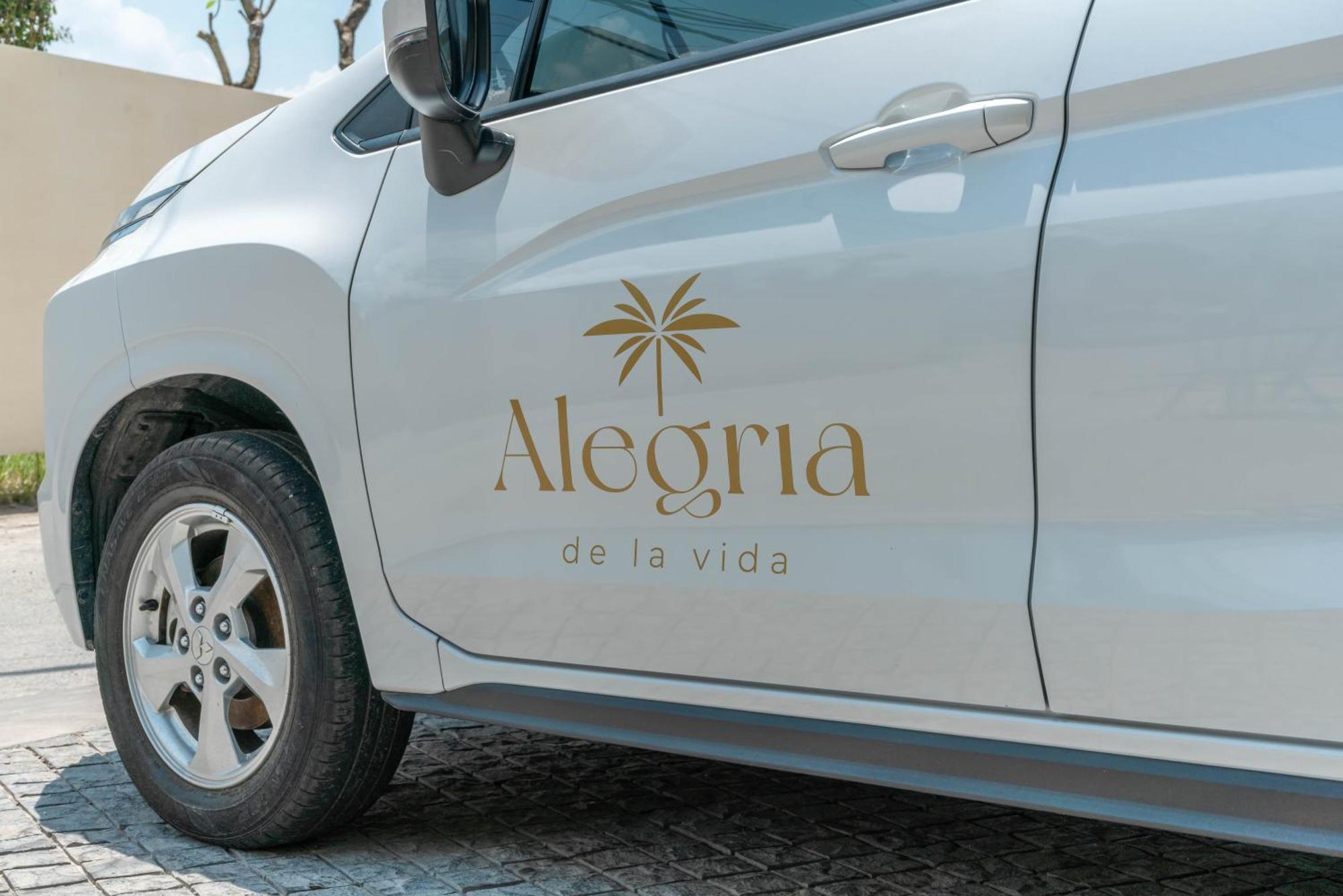 Alegria De La Vida Hotel Canggu  Exterior photo